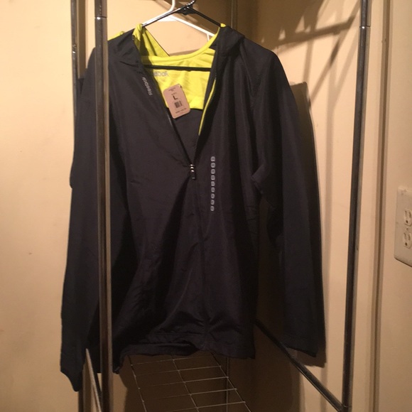 🔥 NWT Reebok Windbreakers 🔥 - Picture 4 of 4